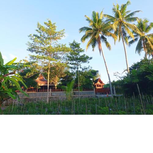 Angler Homestay & Joglo