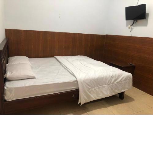 Anind Guest House near Museum Angkut Batu RedPartner