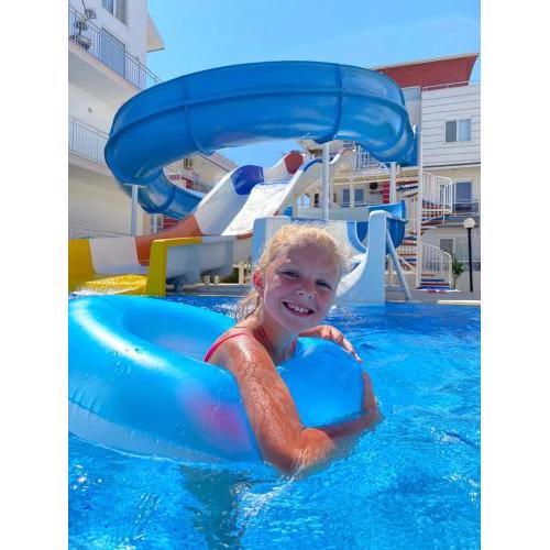 Antalya belek 5 Nirvana club second floor three bedroooms with water slide close to center