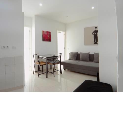 Antonio Zamora, 16 2º Exterior Centro