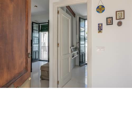 AoA Alvarez Quintero Apartment