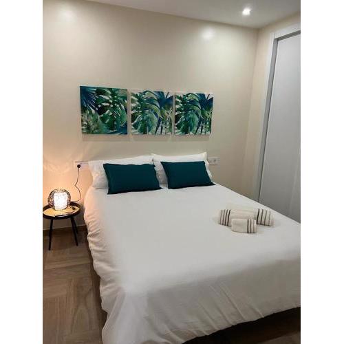 AP HOTEL NAVAS