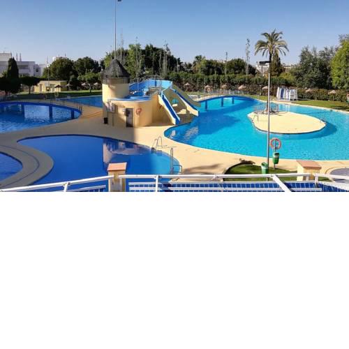 Apart. Large Pool 10 mts. Playa TV. UR and Wifi 24 hour