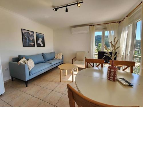 Apart Palm 32 with Share Pool