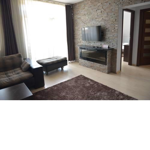 Apartament 325
