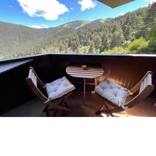 Apartament a La Molina, grans vistes, llar de foc