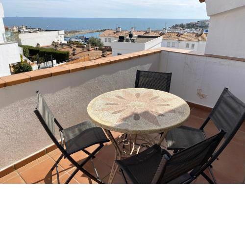 Apartament a Palamós per a families, vista al mar