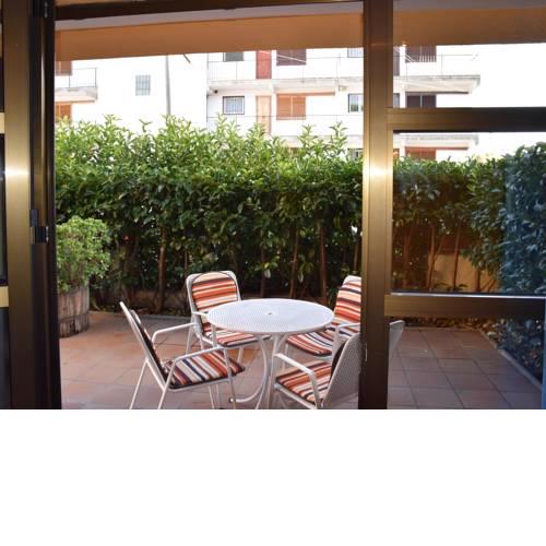 Apartament escoles baixos