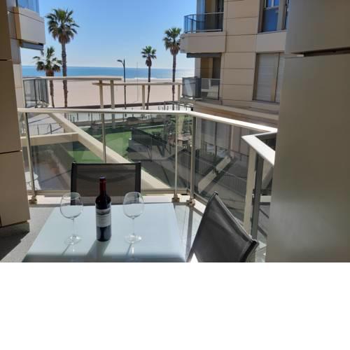 APARTAMENT-PRIMERA LINEA PLAYA PATACONA