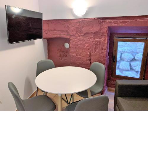 Apartamento 1 en la muralla romana junto a la Catedral