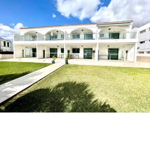 Apartamento 2B con acceso directo en Playa Las Burras