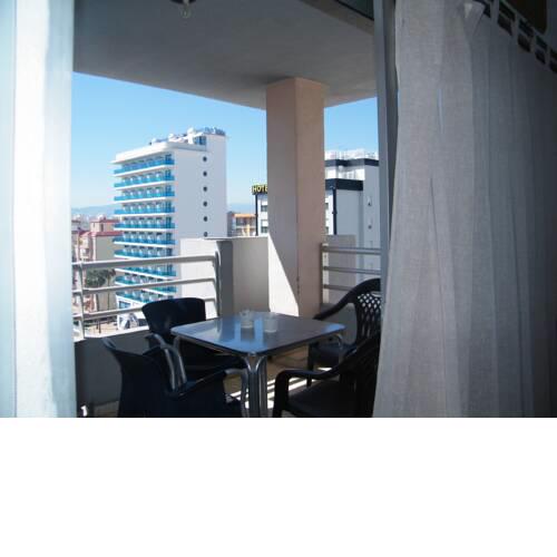 APARTAMENTO 3 DORMITORIOS PLAYA DE GANDÍA.- EXCLUSIVO FAMILIAS