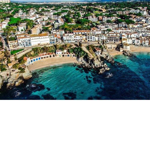 Apartamento a 100 m de playa. Calella Palafrugell