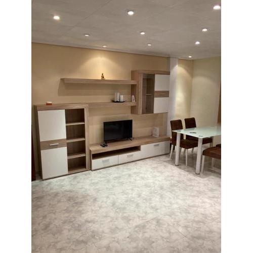 APARTAMENTO A 100 METROS De LA PLAYA MALVARROSA