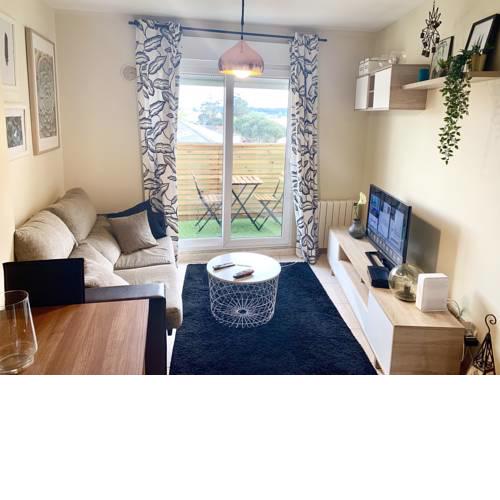 Apartamento a 50 m de Playa-Jardín. Boiro