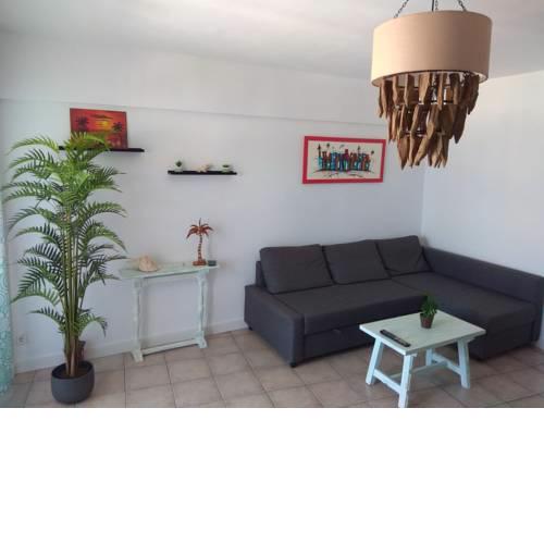 APARTAMENTO ACOGEDOR CON VISTAS AL MAR