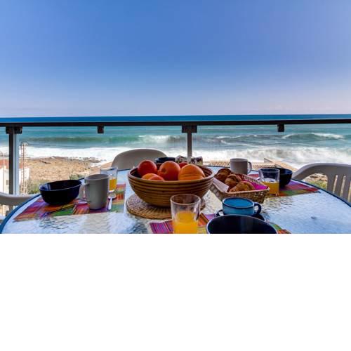 Apartamento Atenea @Edificio Golden Life