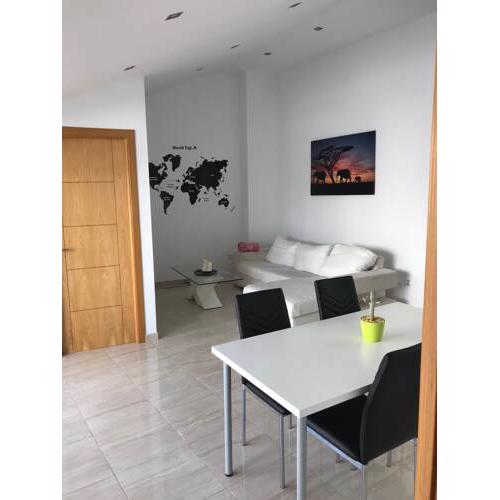 APARTAMENTO ATICO ESPINEL 46