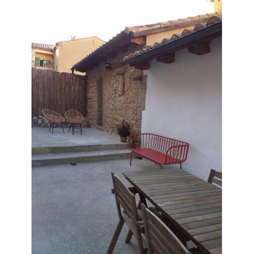Apartamento bajo los arcos.