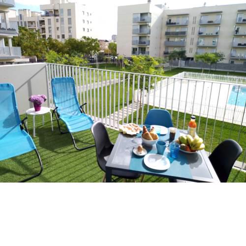 APARTAMENTO BALCON 10m2 CON VISTAS A LA PISCINA CERCA ESTACION