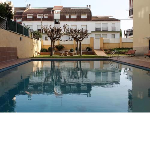 Apartamento bellamar con terraza y piscina