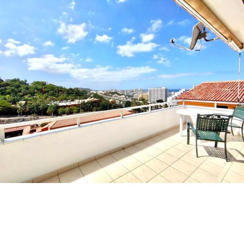 Apartamento bien comunicado, FreeWifi, piscina en Tenerife Sur cerca de Playa de Las Americas