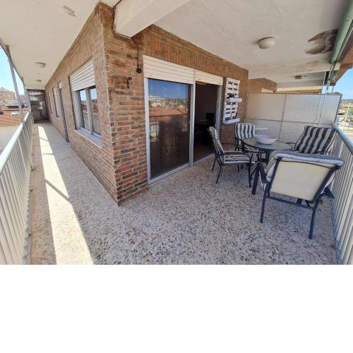 Apartamento calle Sax 33