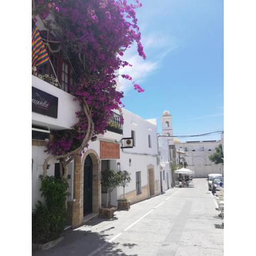 Apartamento casco histórico Conil de la Fra. 5 mins de la playa.