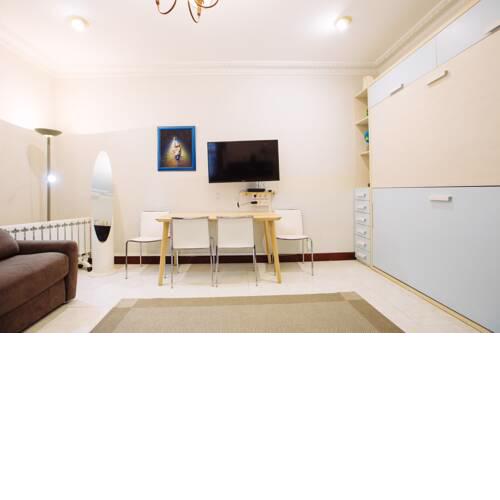 APARTAMENTO CENTRICO JUNTO ESTACION TREN Y AUTOBUS