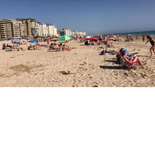 Apartamento cerca de la playa Victoria de Cádiz