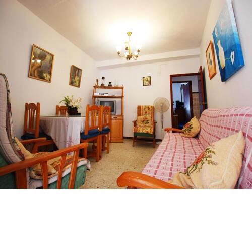 Apartamento cerca del mar solo familias y parejas