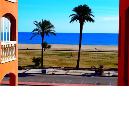 Apartamento cerca playa con piscinas comunitarias ref 305