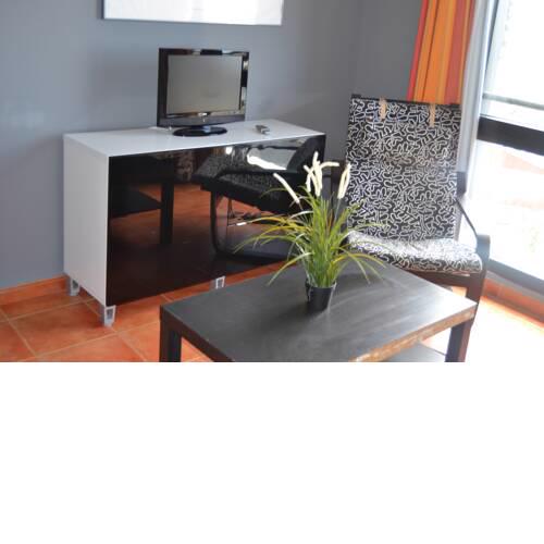Apartamento cmodo en Edificio Monte Oiz