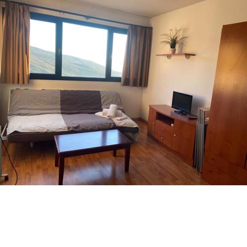 Apartamento cmodo en Edificio Monte Oiz