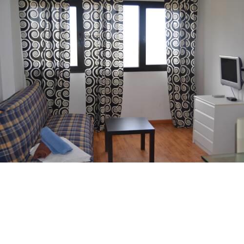 Apartamento cmodo en Edificio Monte Oiz
