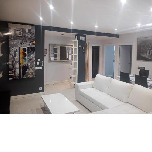 APARTAMENTO COLON