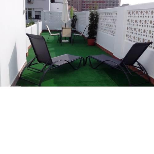 Apartamento con amplia terraza
