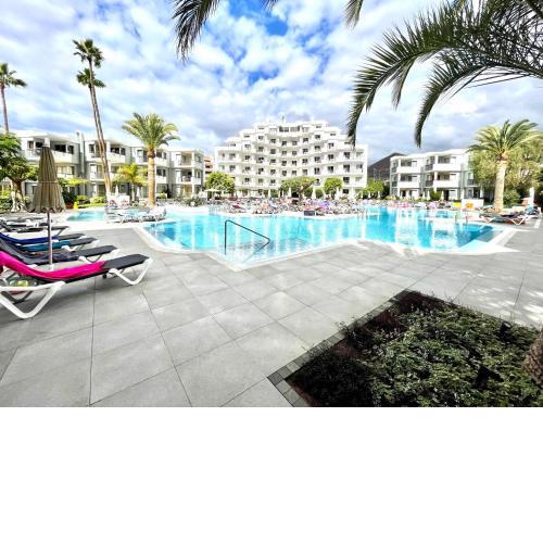 Apartamento con balcon, piscina, cerca playa en Tenerife Sur