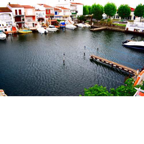 Apartamento con bonitas vistas al canal ref 337