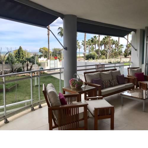 APARTAMENTO CON ESPECTACULAR TERRAZA FRENTE AL MAR