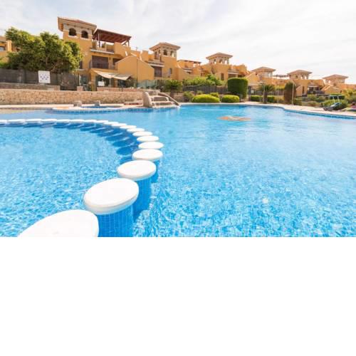 Apartamento con hermoso jardín