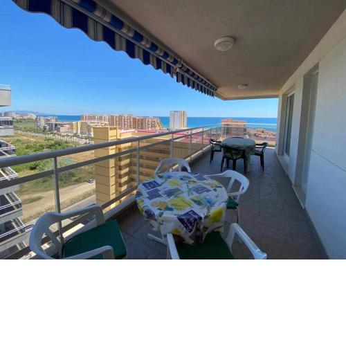 Apartamento con inmejorables vistas al mar ideal para familias