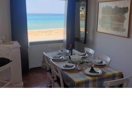 Apartamento con jardín a 11 metros de la playa. B3.