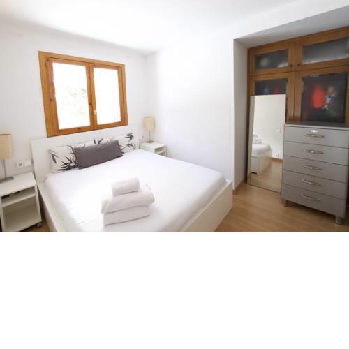 Apartamento con Jardín