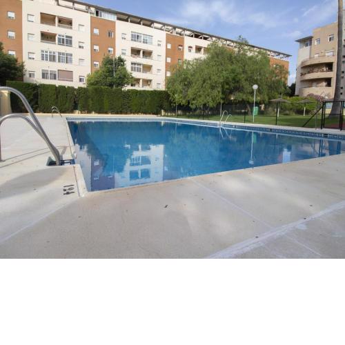 Apartamento con piscina cerca de la playa