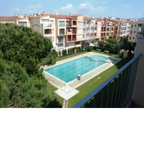 Apartamento con piscina cerca playa-383