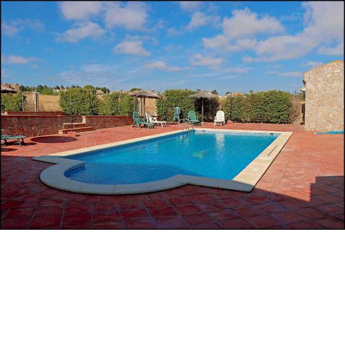Apartamento con piscina comunitaria