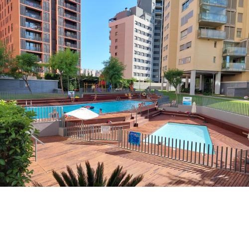 Apartamento con piscina, garaje y Wifi gratis