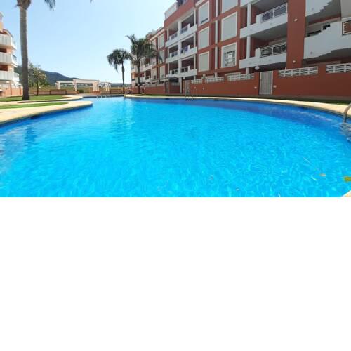 Apartamento con piscina y vistas a parque natural Montgó