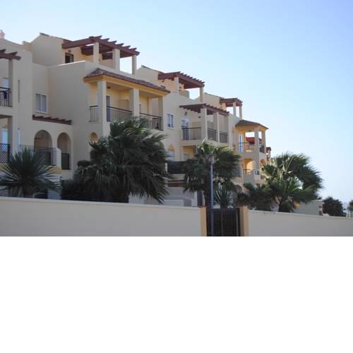 Apartamento con Piscina
